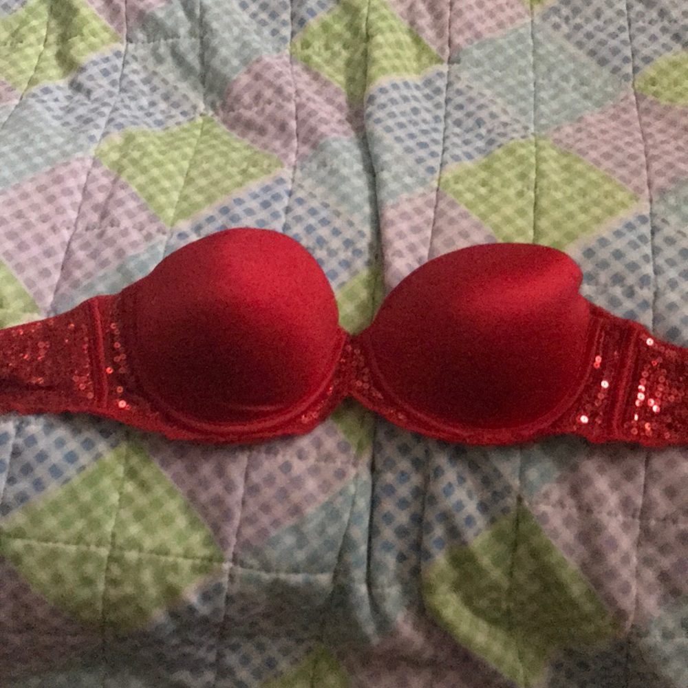 Victoria’s Secret bra